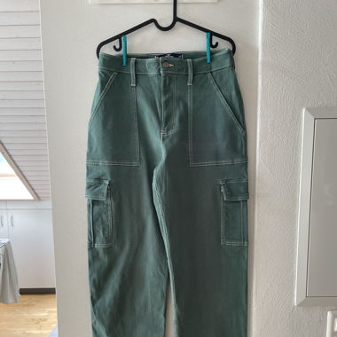 Hollister Cargo Hose 