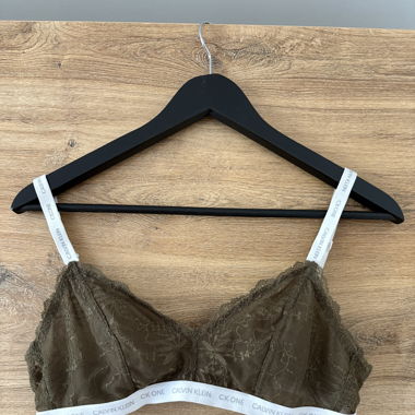 Calvin Klein - Spitzen BH in khaki / grün