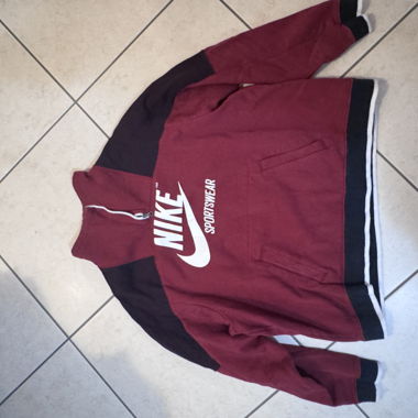 Nike sportwear 