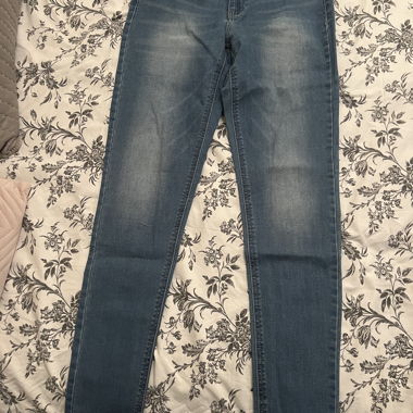 LH Jeans