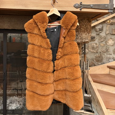Gilet fausse fourrure orange
