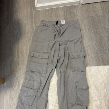 cargo jeans 