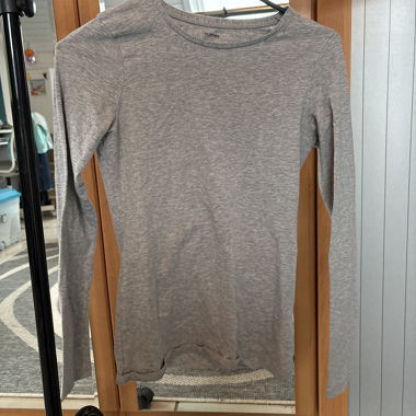 T-shirt manica lunga grigia
