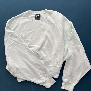 Nike Sweater