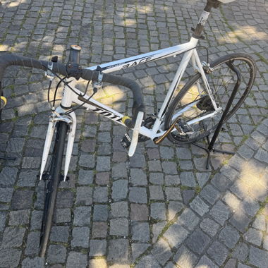 Rennvelo Race