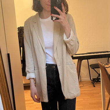 beige blazer