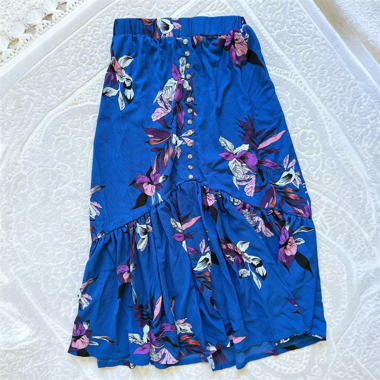 Jupe mi-longue bleue à fleurs - LIVRAISON GRATUITE