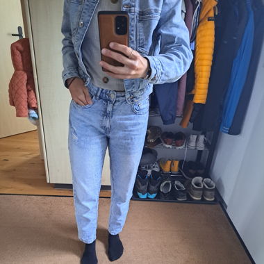 MOMs Fit Jeans