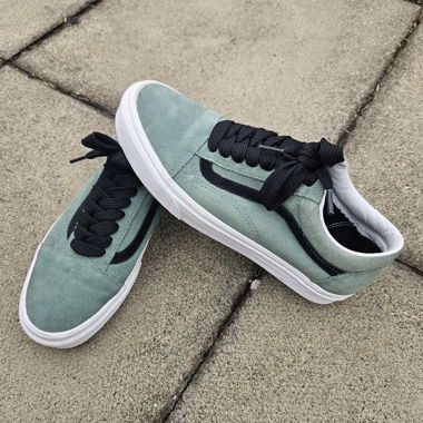 UA Old Skool Sneaker