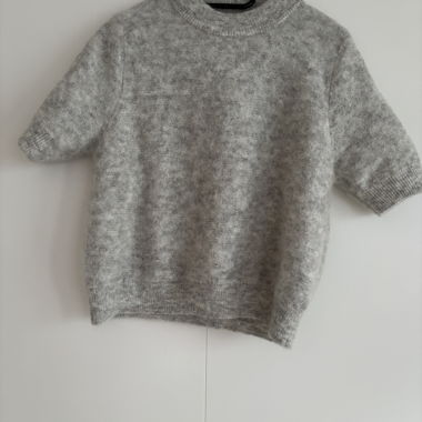 Short-sleeve vest