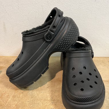 Plateau Crocs avec fausse fourrure