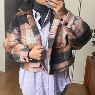 Karierte Jacke