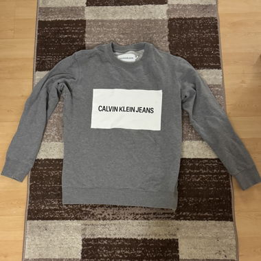Calvin Klein Pull// Taille M