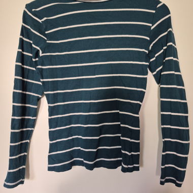Maglione a collo alto a righe