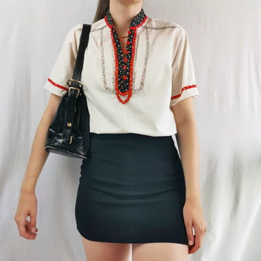 Blusa vintage folklore ricamata