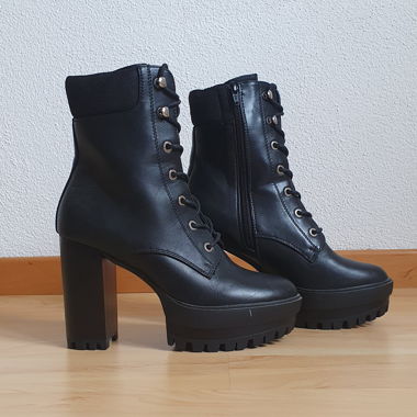 Bottines à plateforme noires