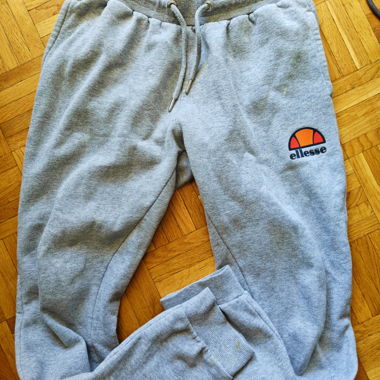 Pantaloni da jogging Ellesse grigi