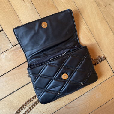 Borsa con borchie
