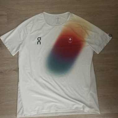 On Ultra-Thin Sport Shirt