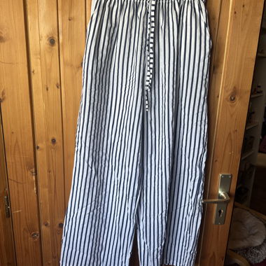 Leichte Hose