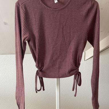Ribbed Crop Top mit seitlichem Bindeband