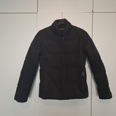 Short winter jacket