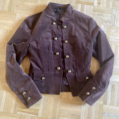 Braune Veloursjacke
