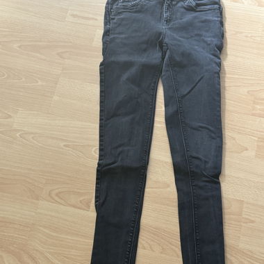 Schwarze Skinny Jeans