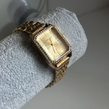 Orologio tono oro