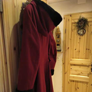 A vendre magnifique très chic manteau pour femme