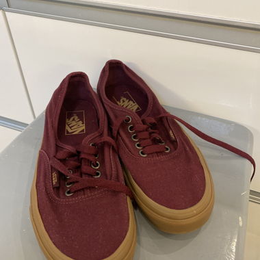 Wine red VANS
