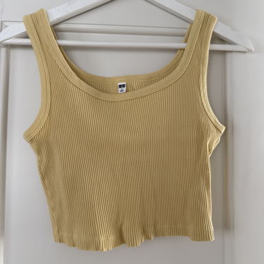 Crop top giallo a coste