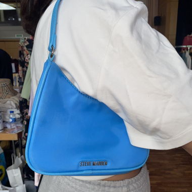Blauer Damenhandtasche Steve Madden