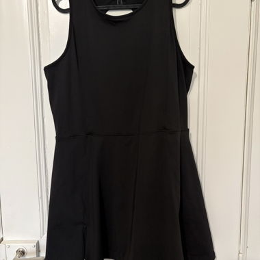 H&M Move Tennis-Kleid