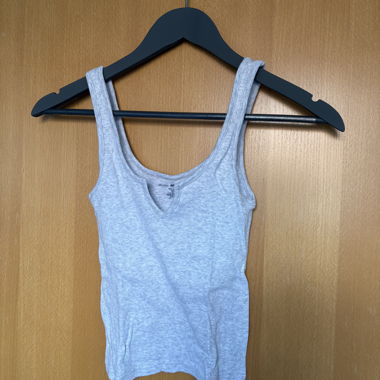 Canotta grigia Brandy Melville