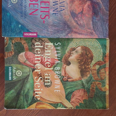 Sylvia Browne Bücher