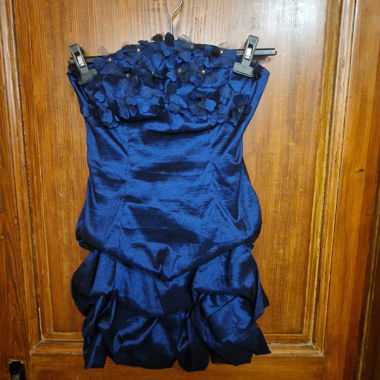 Abito bustier corto blu satinato