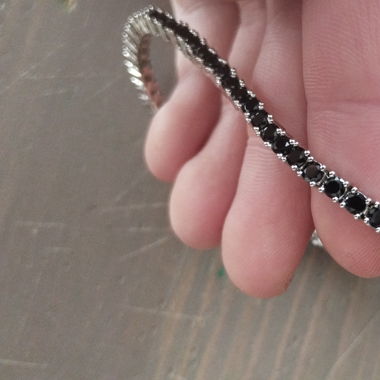 Tennis Armband mit schwarzen Steinen