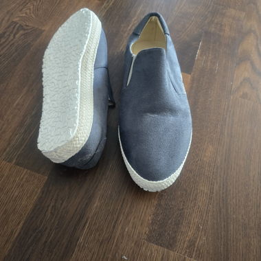 Chaussures neuves Taille 42
