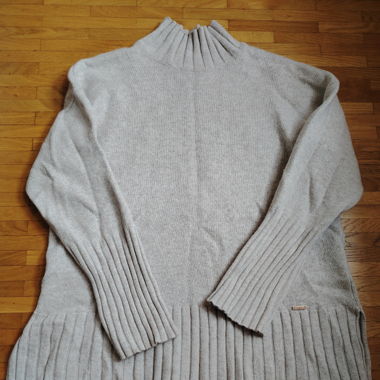 Un pull élégant taille S