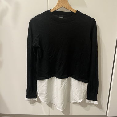 Sporty, Elegant Top