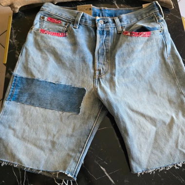 Levi’s short