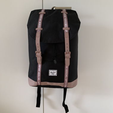 Herschel Retreat Mid Rucksack / Schwarz
