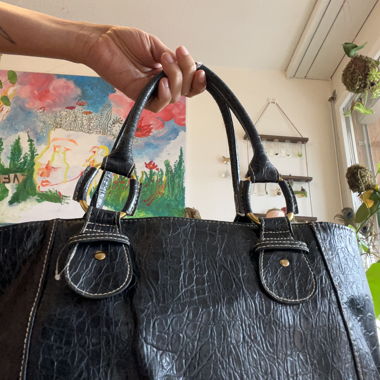 Borsa effetto pelle di serpente finta blu scuro
