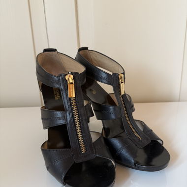 Michael Kors High Heel Schwarz