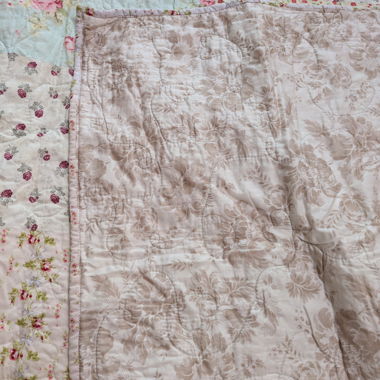 Patchwork quilt fleuri