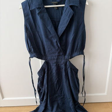 Dark blue cut-out dress