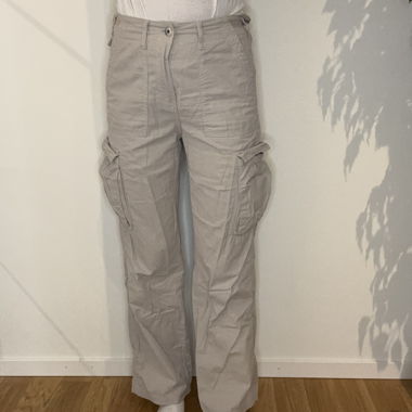 Pantaloni cargo Bershka