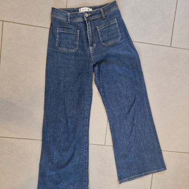Jeans Please