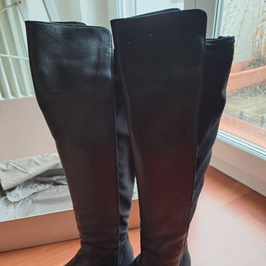 Real leather knie-high boots